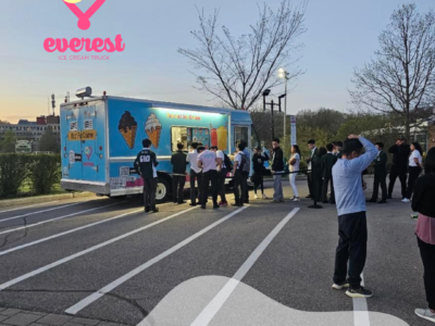 Ice Cream Truck in Yorkdale ON